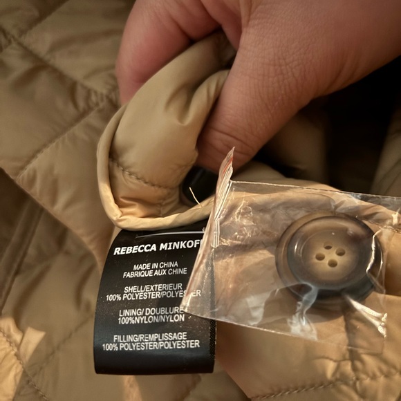 Rebecca Minkoff Women’s Long Quilted Puffer Trench Coat Beige Size Medium NWT - Picture 5 of 5